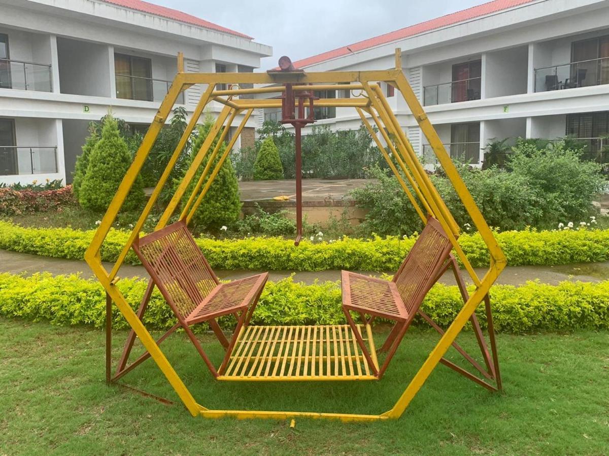 Mizzle Lonavala Exterior foto